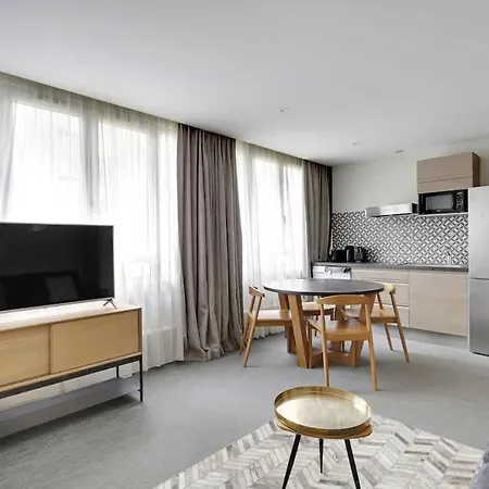 Bel Pour 4 - Palais Des Expositions Apartment Paris